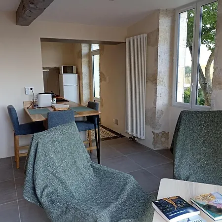 Pigeonnier De Sabaillan Bed & Breakfast Castelnau-dʼArbieu