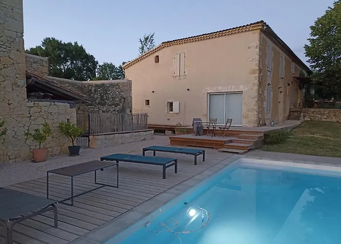 Pigeonnier De Sabaillan Couette-café Castelnau-dʼArbieu